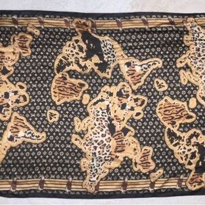 Louis Vuitton Black and Brown Patterned Scarf